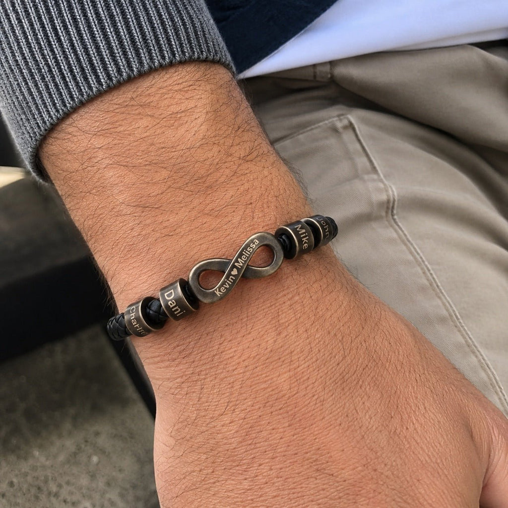 Bracelet infini personnalisable, croûte de cuir noir tressée, 4 anneaux à graver, acier inoxydable, fermoir magnétique, modèle Hestio
