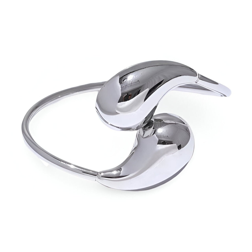 Bracelet jonc argenté en acier inoxydable avec extrémités larges et lisses style Ikayla.