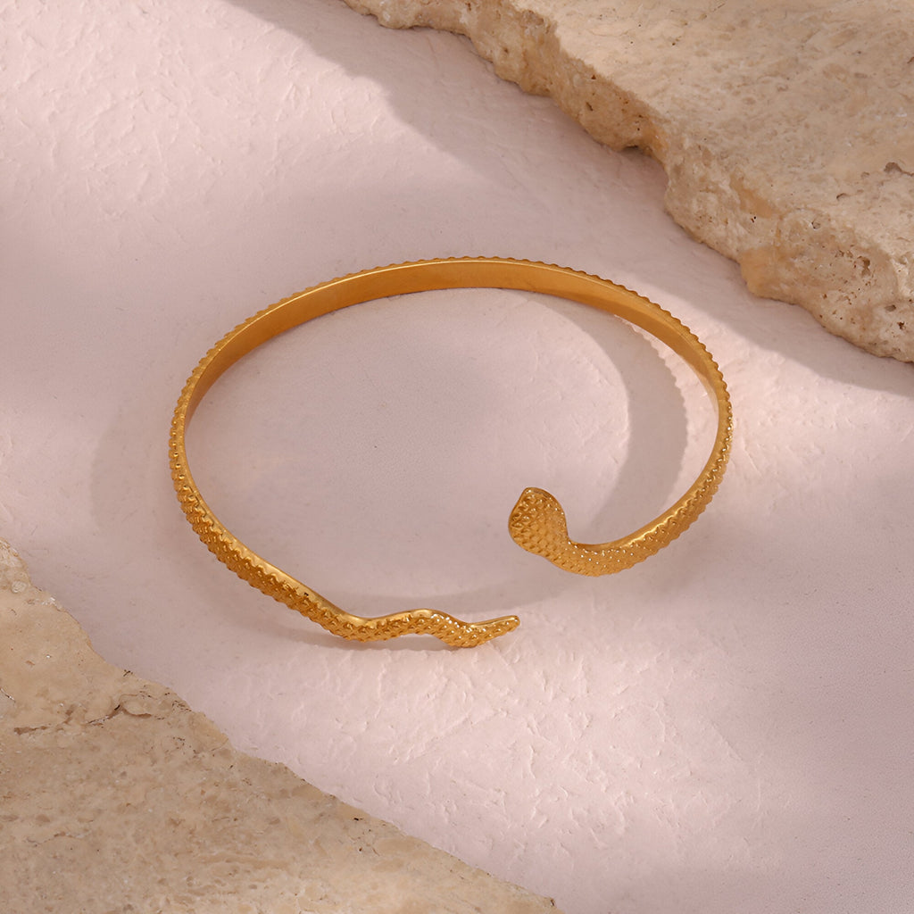 Bracelet jonc, esprit serpent, en acier inoxydable, modèle Lilith - La Boutique du Bracelet