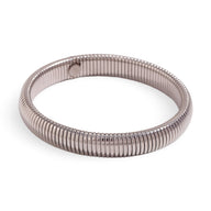 Bracelet jonc flexible en acier inoxydable argenté à maille fine modèle Aliza.