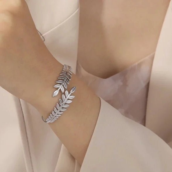 Bracelet jonc ouvert, branche de laurier, en acier inoxydable, pour femme, modèle Astrane - La Boutique du Bracelet