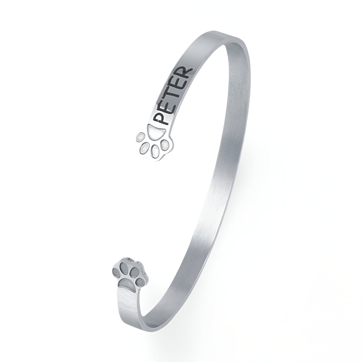 Bracelet jonc argenté avec patte d'animal et gravure personnalisée "PETER".