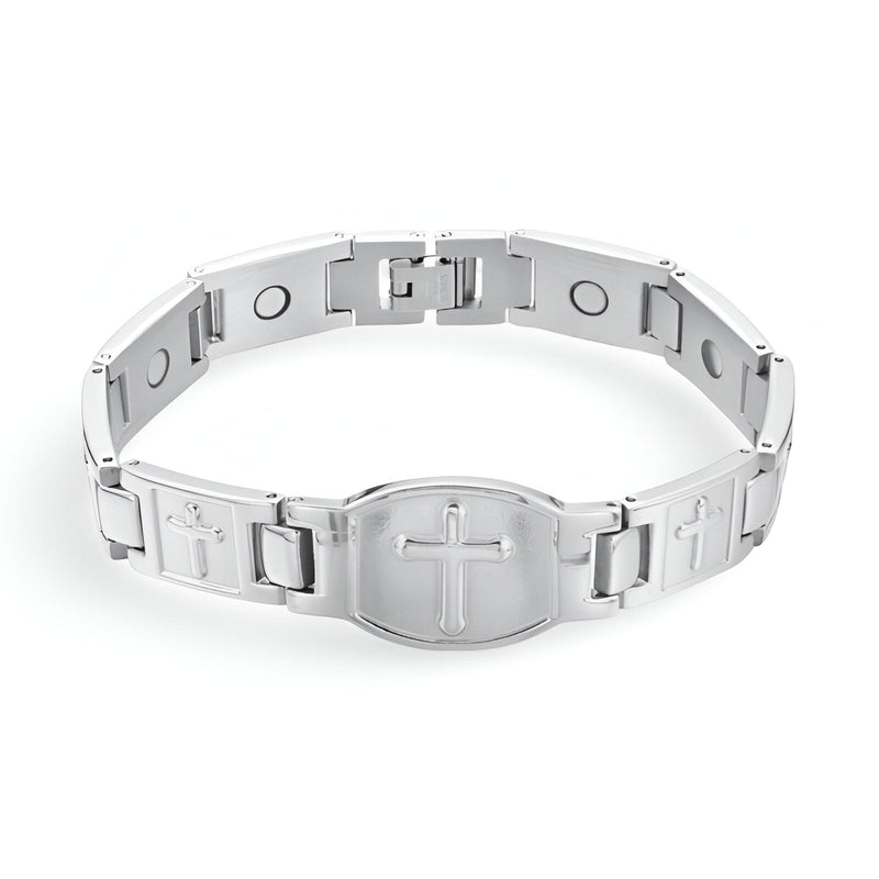 Bracelet magnétique en titane argenté pour homme avec croix chrétienne gravée.