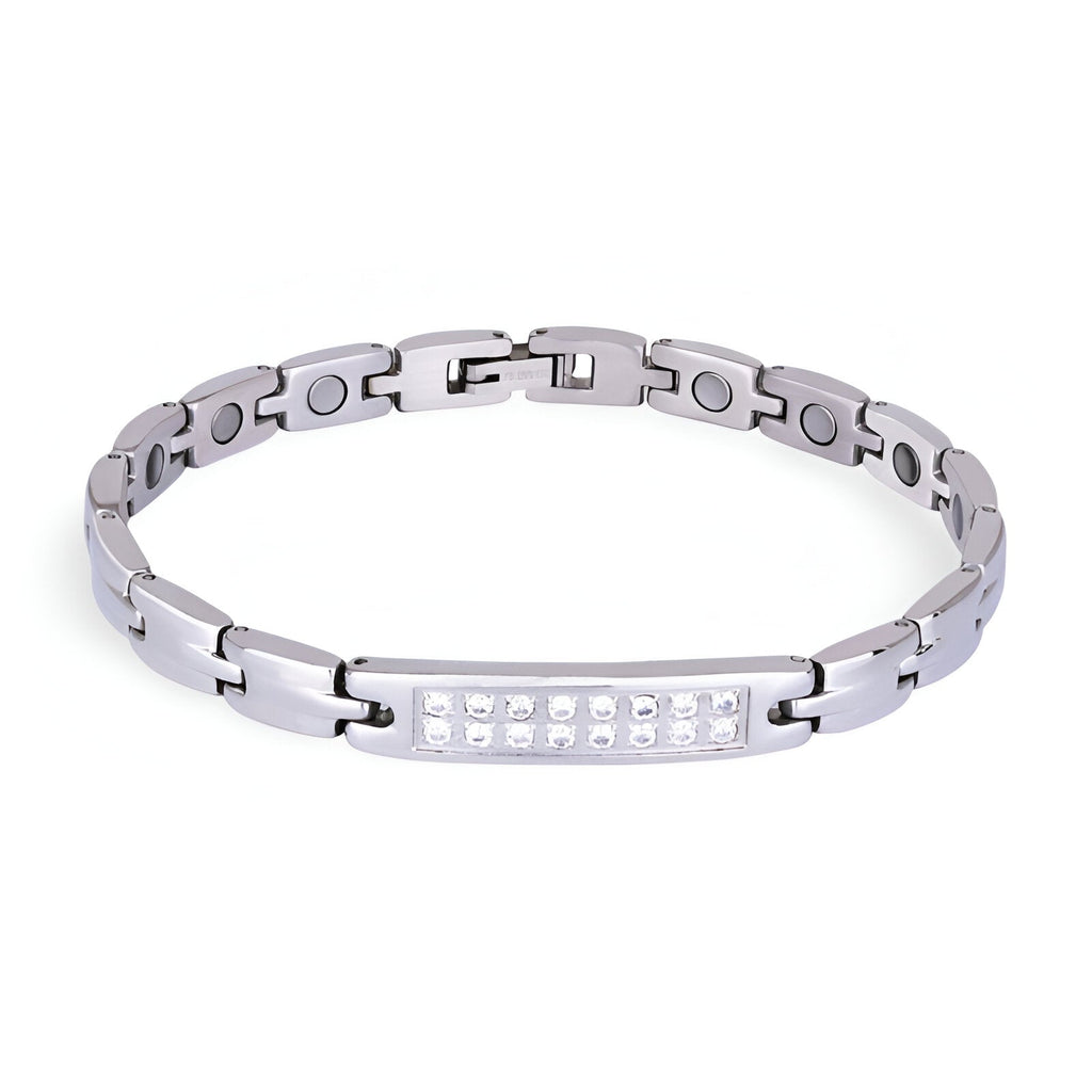 Bracelet magnétique en acier titane argenté pour femme, design maille rectangulaire avec aimants visibles.