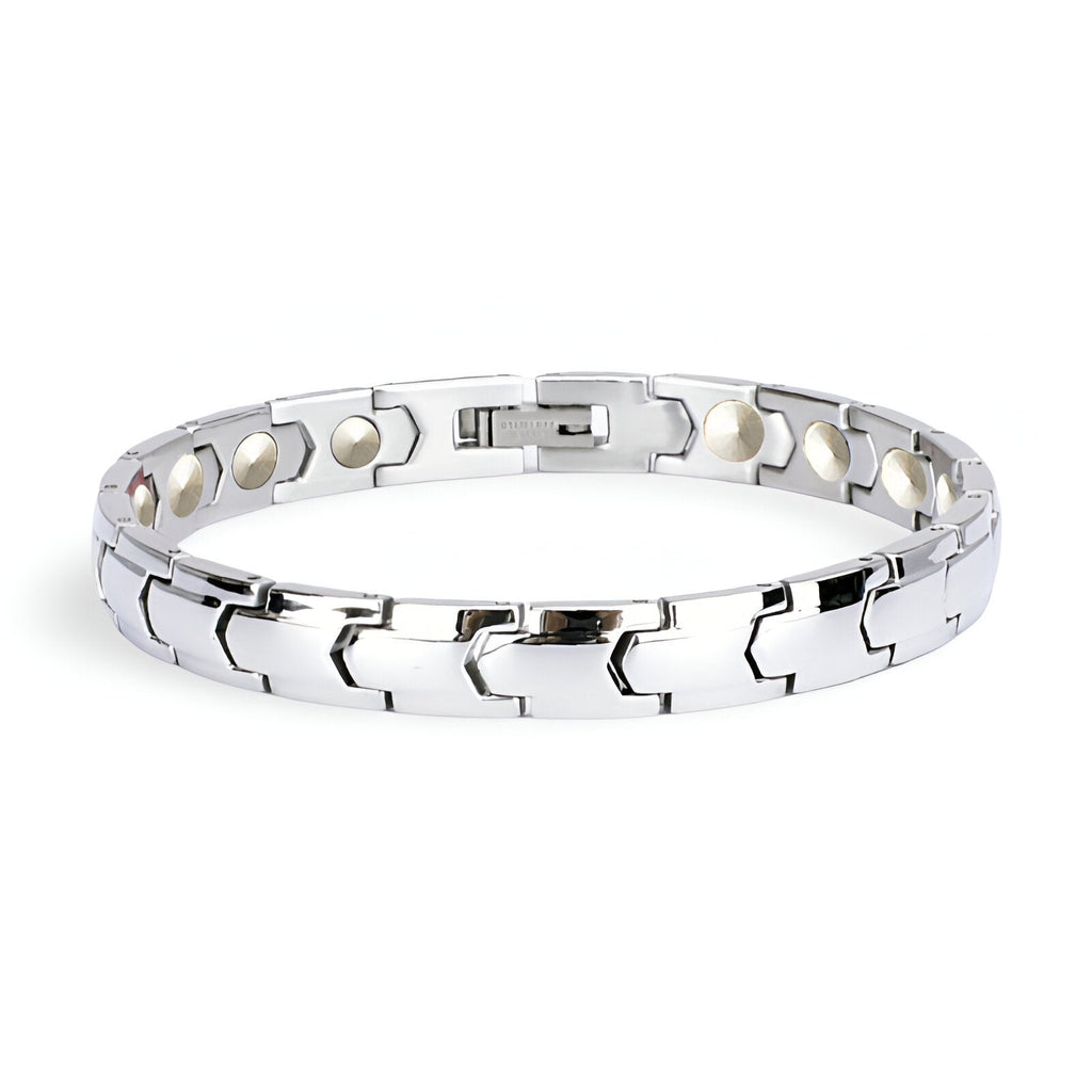 Bracelet magnétique en germanium pour homme en acier argenté avec maillons incurvés et fermoir sécurisé.