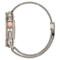 Bracelet maille milanaise titane acier inoxydable avec fermoir tactique pour Apple Watch, 38-42 mm, vue de côté.