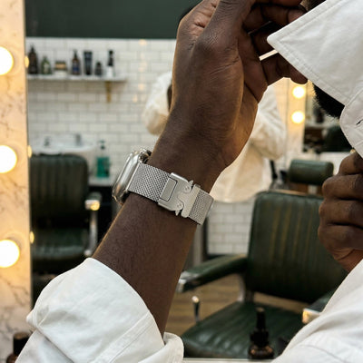 Bracelet maille milanaise acier inoxydable pour Apple Watch avec fermoir tactique, modèle Raeko