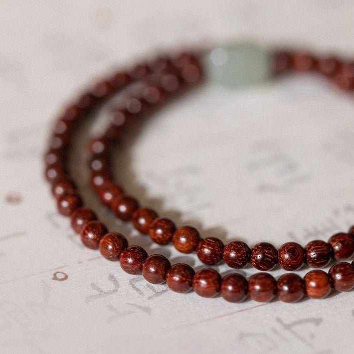 Double-wrap mala bracelet in rosewood, natural Hetian jade bead, Nawang model