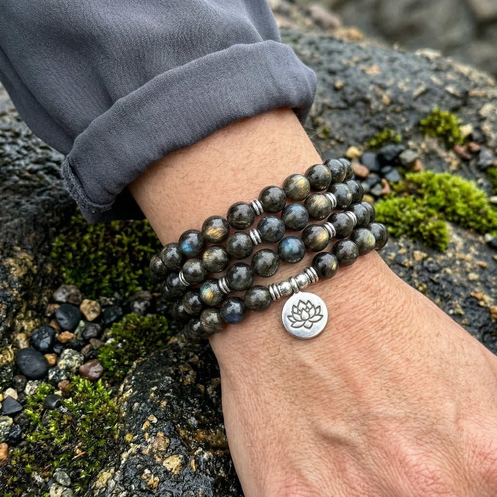 Bracelet mala tibétain en labradorite véritable, perles naturelles de méditation, bijou spirituel pour l'équilibre, talisman protecteur aux reflets bleutés, modèle Dawa