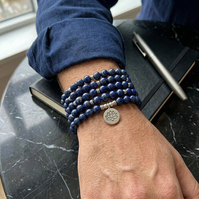 Bracelet Mâla tibétain 108 perles en lapis lazuli, pendentif spirituel au choix, modèle Karma