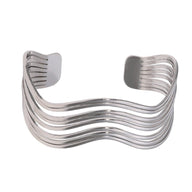 Bracelet manchette doré, effet ondulé multi - rangs, en acier inoxydable, modèle Rhyssa - La Boutique du Bracelet