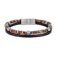 Bracelet masculin en cuir noir avec perles en pierres naturelles multicolores et détails métalliques argentés, fermoir.