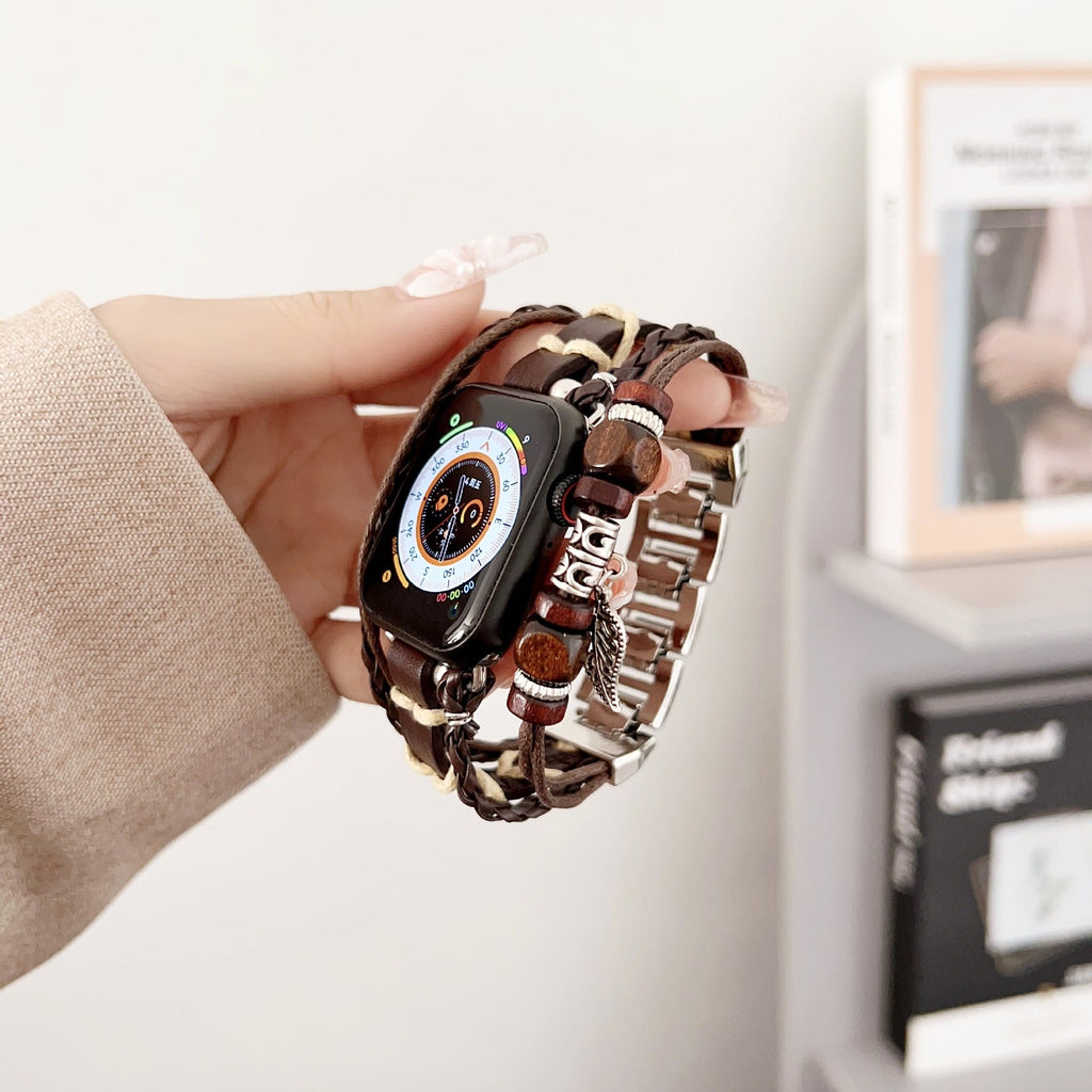 Bracelet montre Apple en simili tressé, bracelet multi rang avec bois et pendentif feuille, bracelet bohème chic pour Apple Watch, modèle Trossa