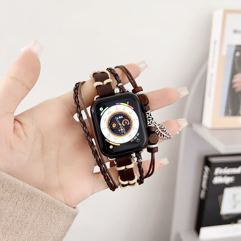 Bracelet montre Apple en simili tressé, bracelet multi rang avec bois et pendentif feuille, bracelet bohème chic pour Apple Watch, modèle Trossa