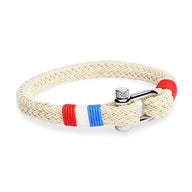 Bracelet homme beige en coton tressé avec mousqueton en acier inoxydable et détail drapeau français.