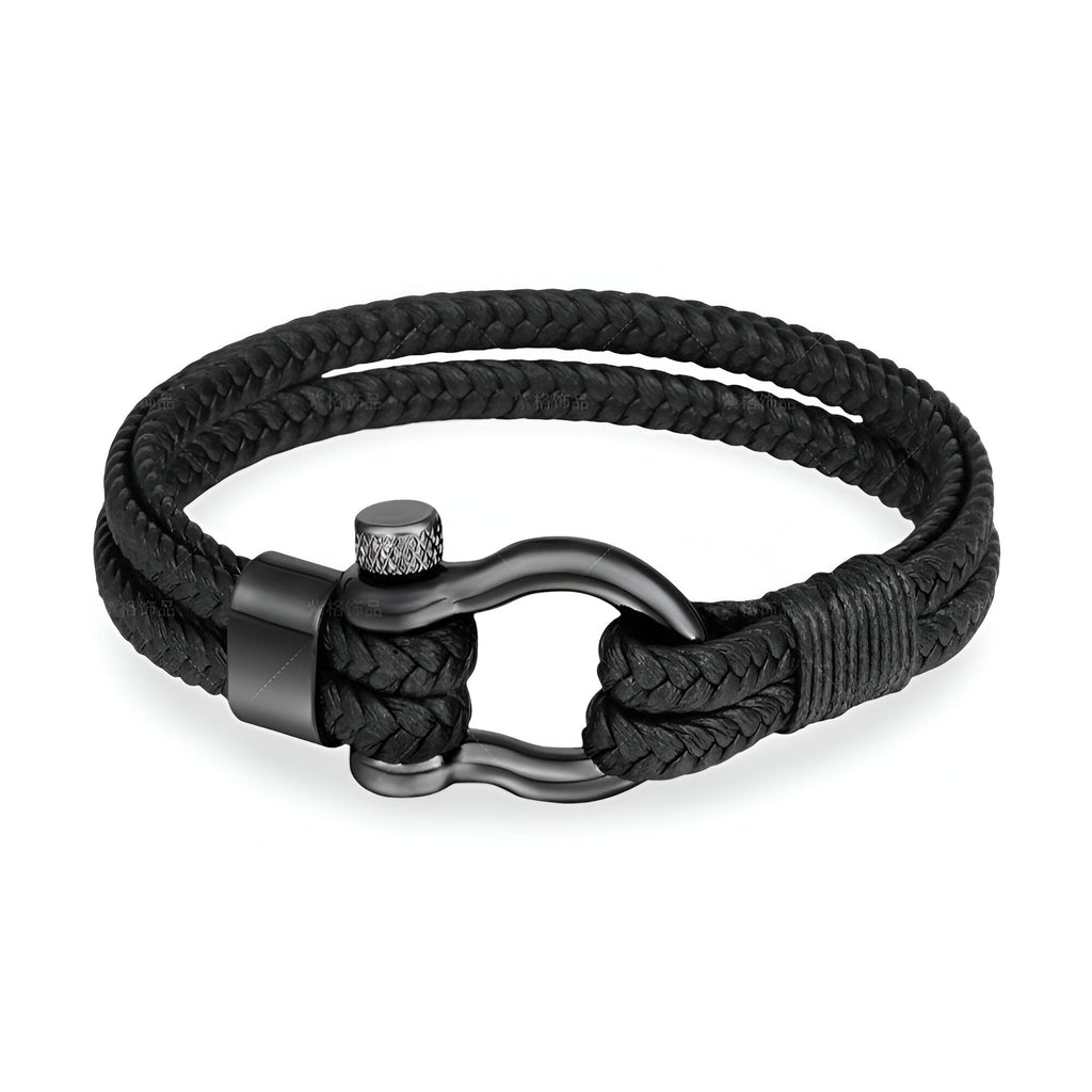 Bracelet homme noir en cuir tressé avec fermoir mousqueton en acier inoxydable noir mat.