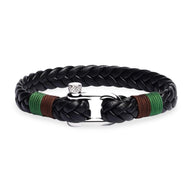 Bracelet homme en cuir noir tressé avec détail vert, marron et fermoir mousqueton en acier inoxydable.