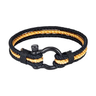 Bracelet triple cordon en nylon noir et jaune avec fermoir mousqueton en acier noir mat.