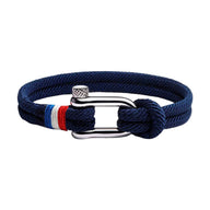 Bracelet marine en corde tressée avec anneau mousqueton argenté et drapeau français tricolore.