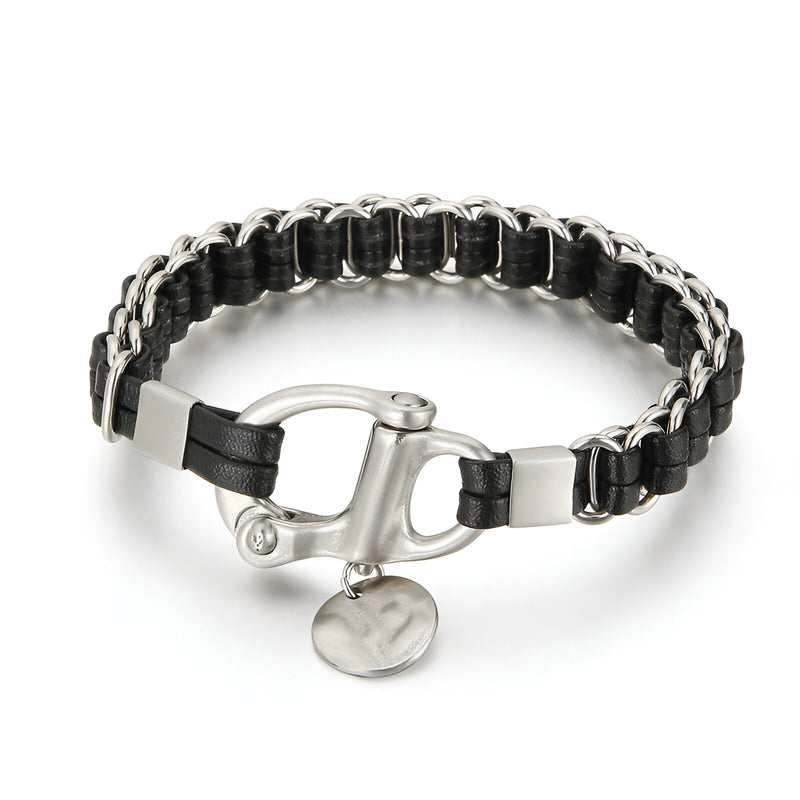 Bracelet homme en cuir noir tressé avec chaîne en acier inoxydable argenté et fermoir mousqueton.