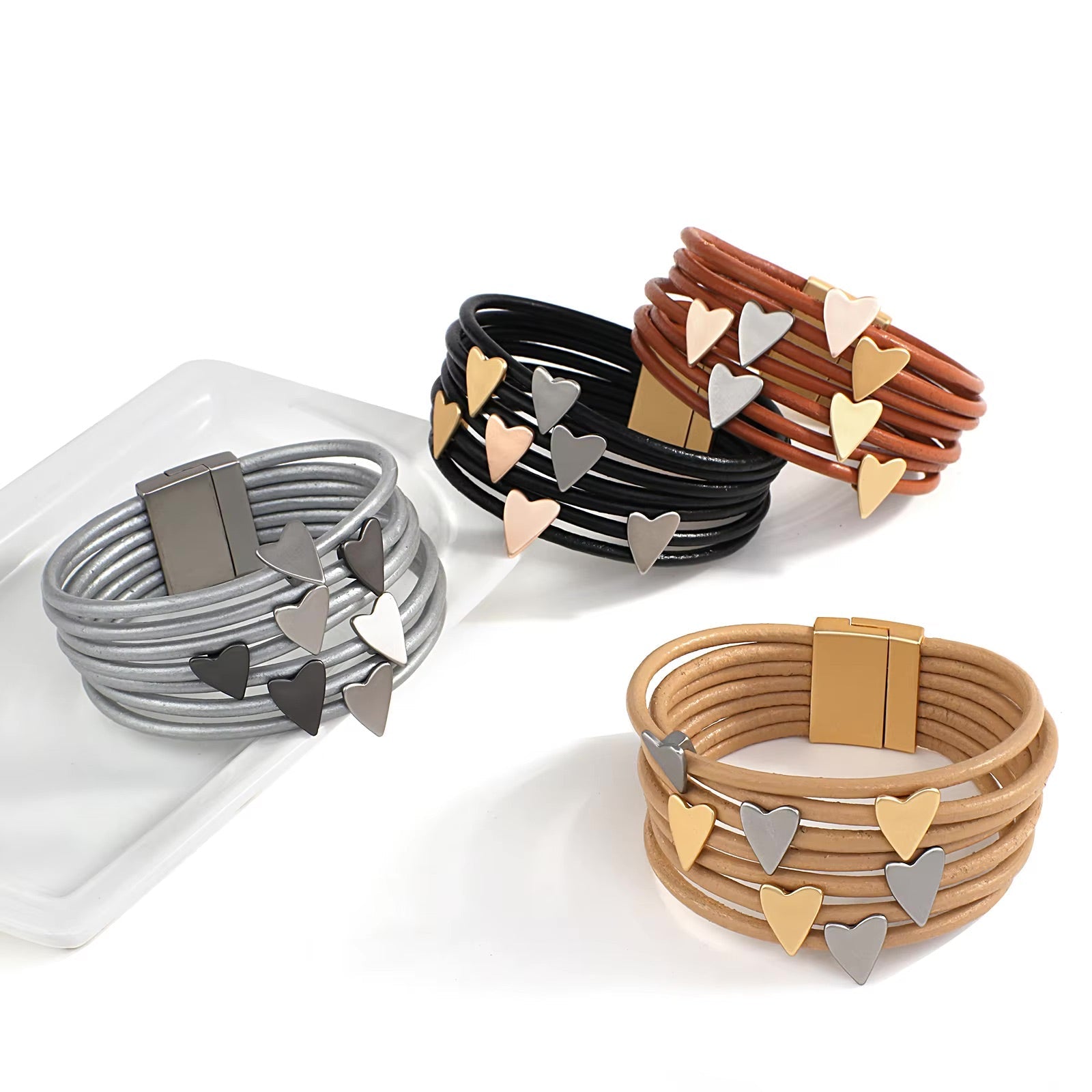 Bracelet multi - rangs, à multiple cœurs, pour femme, modèle Aloa - La Boutique du Bracelet