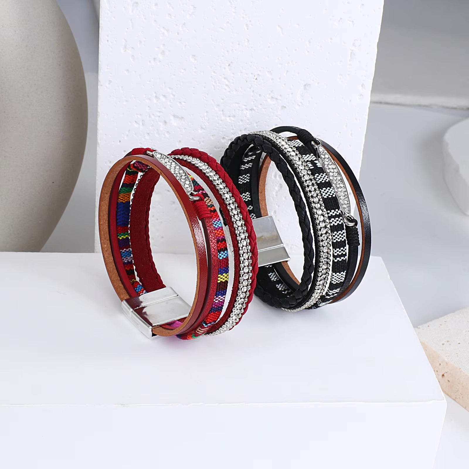 Bracelet multi - rangs, à strass scintillantes, pour femme, modèle Jey - La Boutique du Bracelet