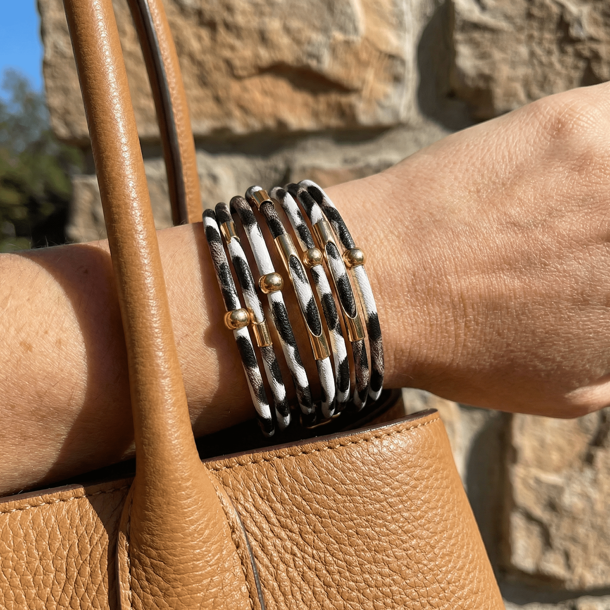 Mehrreihiges Armband im Leopardenstil für Damen, Modell Baghera