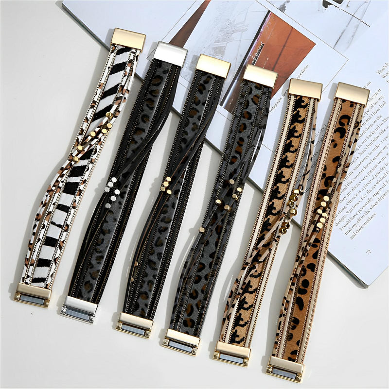 Bracelets multi-rangs pour femme à motifs léopard, fermoirs métalliques dorés et argentés, styles variés noir et beige.