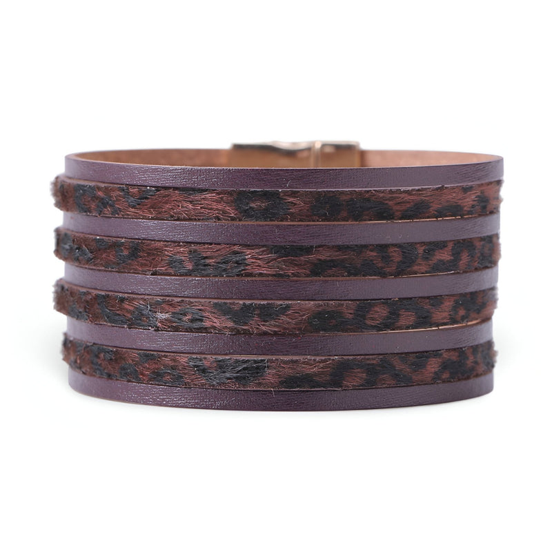 Bracelet multi-rangs en cuir brun avec motif léopard noir élégant, pour femme, modèle Zara.