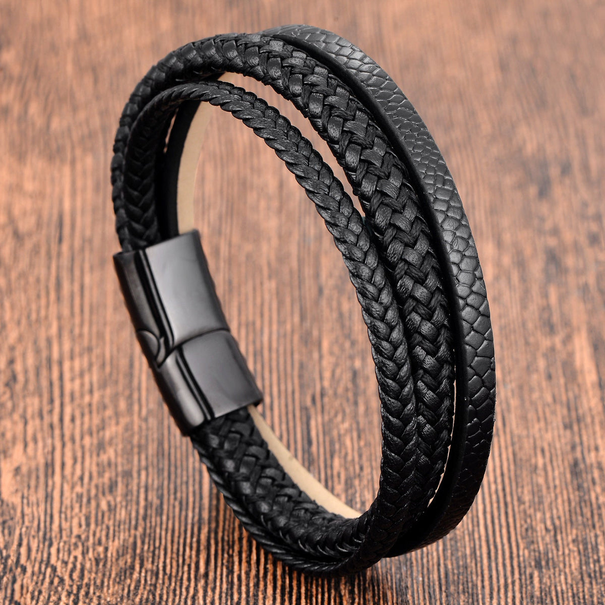 Bracelet multi-rangs tresse et texture aspect serpent, fermoir magnetique, pour homme, modele Jody