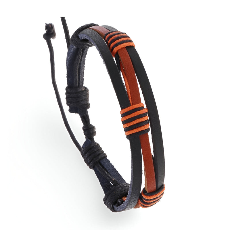 Bracelet multi-rangs en cuir noir et marron avec coutures orange, design mixte ajustable.