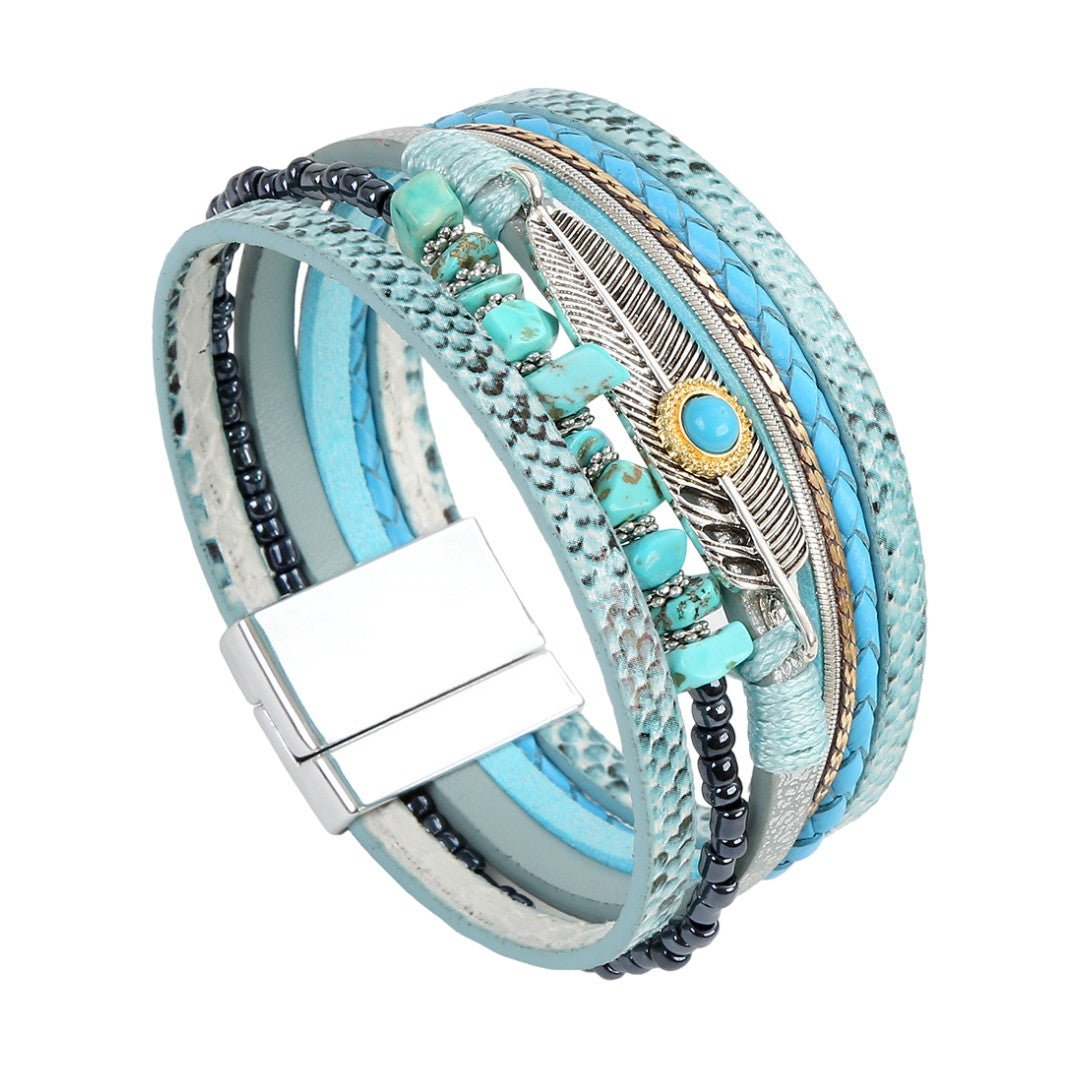 Bracelet multi-rangs en cuir et pierres naturelles, fermoir magnétique, plume argentée et pierre, style bohème élégant, modèle Erénis