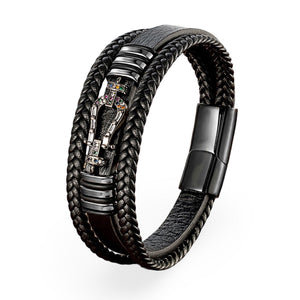 Bracelet homme multi-rangs noir en microfibre avec motif fer à cheval argenté et fermoir magnétique noir mat.