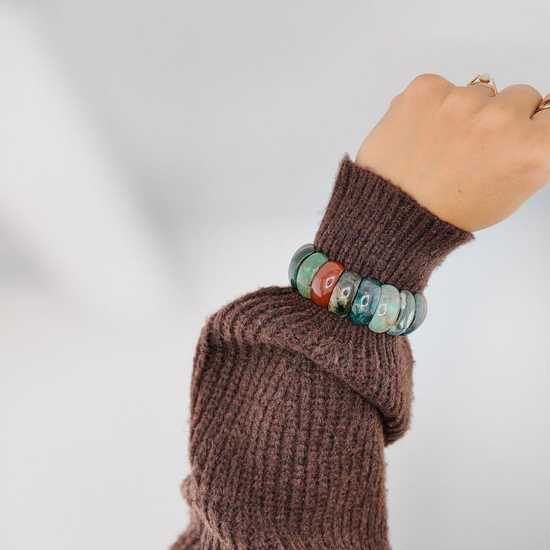 Bracelet élastique en pierres d'agate indienne multicolores poli, perles rondes aux tons verts, bleus, rouges et blancs,.