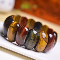 Bracelet naturel en pierres d'œil de tigre, aux reflets flamboyants, modèle Tigrou - La Boutique du Bracelet