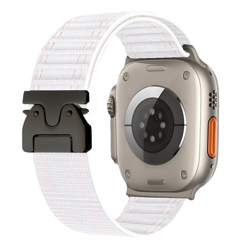 Bracelet nylon blanc réglable pour Apple Watch avec boucle parachute noire et fermoir tactique robuste.