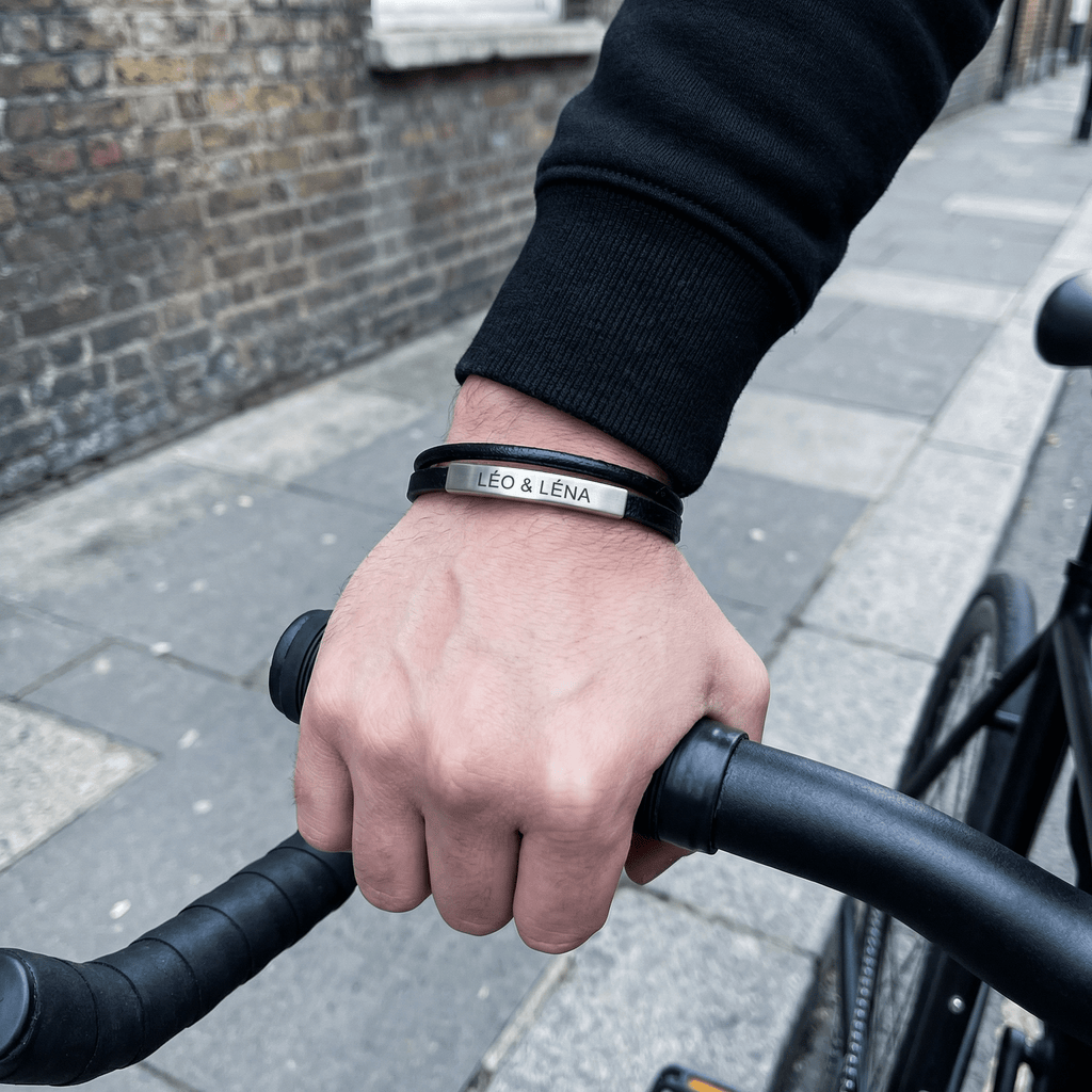 Bracelet personnalisable pour homme, double lanière en cuir tressé, plaque en acier inoxydable à graver, accessoire de caractère, modèle Lançois