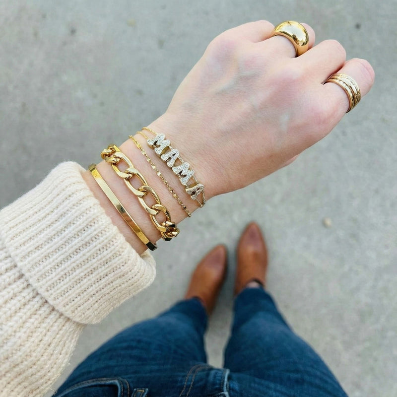 Customizable Name Bracelet for Women, Gold-Plated Copper Jewelry, Adjustable Chain with Sparkling Rhinestones, Ustra model