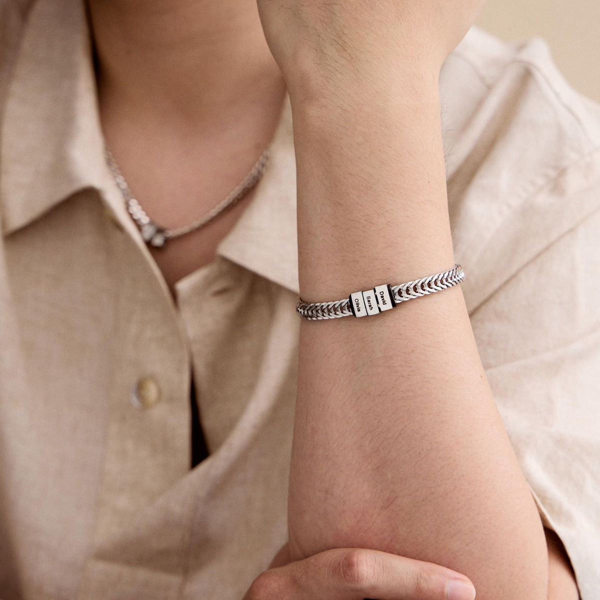 Bracelet personnalisé à maille chevron, plaque à graver, 5x plaques, modèle Spino - La Boutique du Bracelet