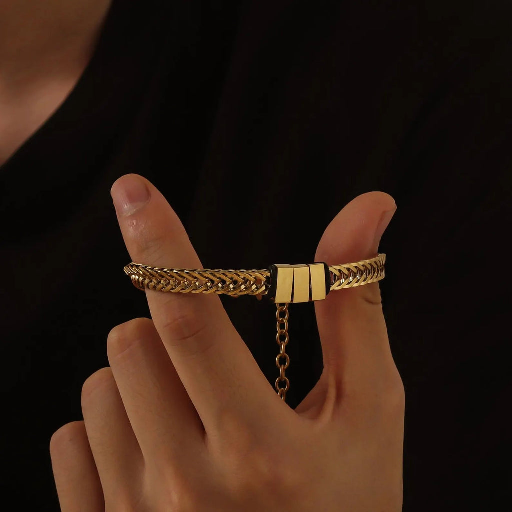 Bracelet personnalisé à maille chevron, plaque à graver, 5x plaques, modèle Spino - La Boutique du Bracelet