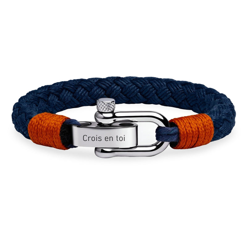 Bracelet personnalisé bleu en corde tressée avec éléments orange et fermoir mousqueton gravé "Crois en toi".