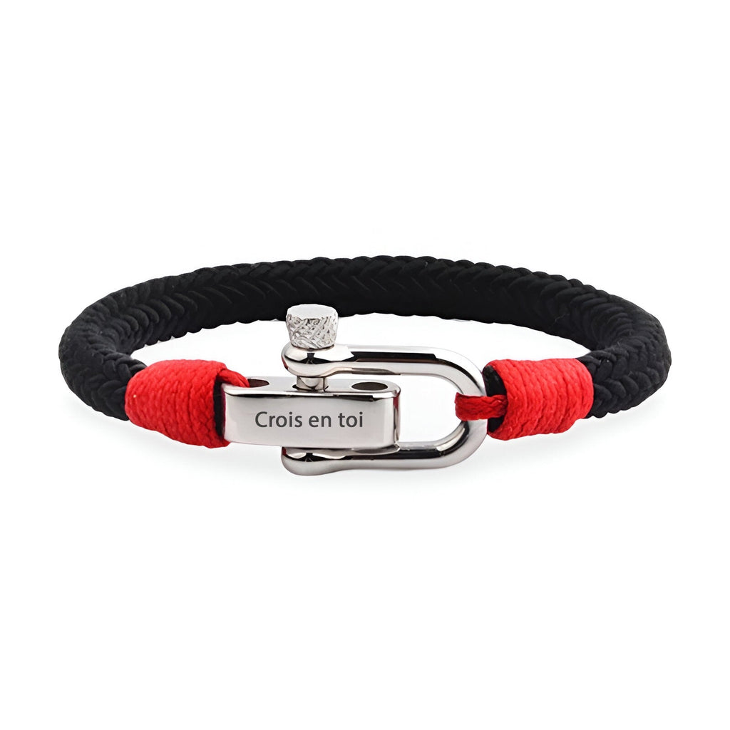 Bracelet homme noir tressé avec fermoir mousqueton argent gravé "Crois en toi" et accents rouges.