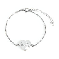 Bracelet en titane argenté avec cœur et empreinte de patte gravée "Cœur".