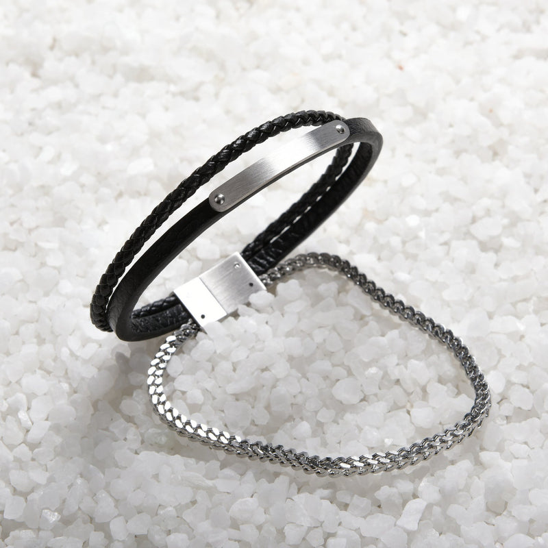 Bracelet double tour en cuir noir tressé et chaîne acier inoxydable, fermeture magnétique rectangulaire, style moderne et.