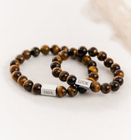 Bracelet mixte en pierres naturelles œil de tigre avec plaques gravées "PAPA" et "LUUK".