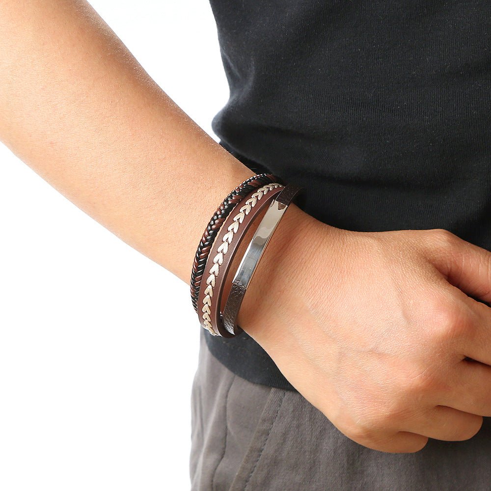 Bracelet personnalisé simili tressé multicouche avec plaque acier personnalisable, design masculin noir et marron, fermoir magnétique, modèle Fabiano