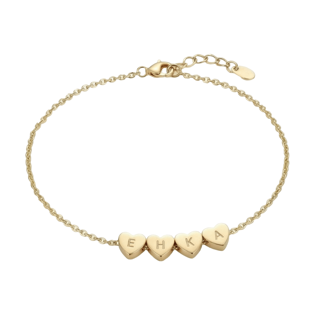 Bracelet personnalisé x4 cœurs avec lettres gravées, chaîne fine en acier inoxydable doré, bijou délicat à message intime, modèle Garence