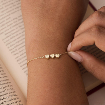 Personalized bracelet with engraved hearts, fine stainless steel chain, Garence model