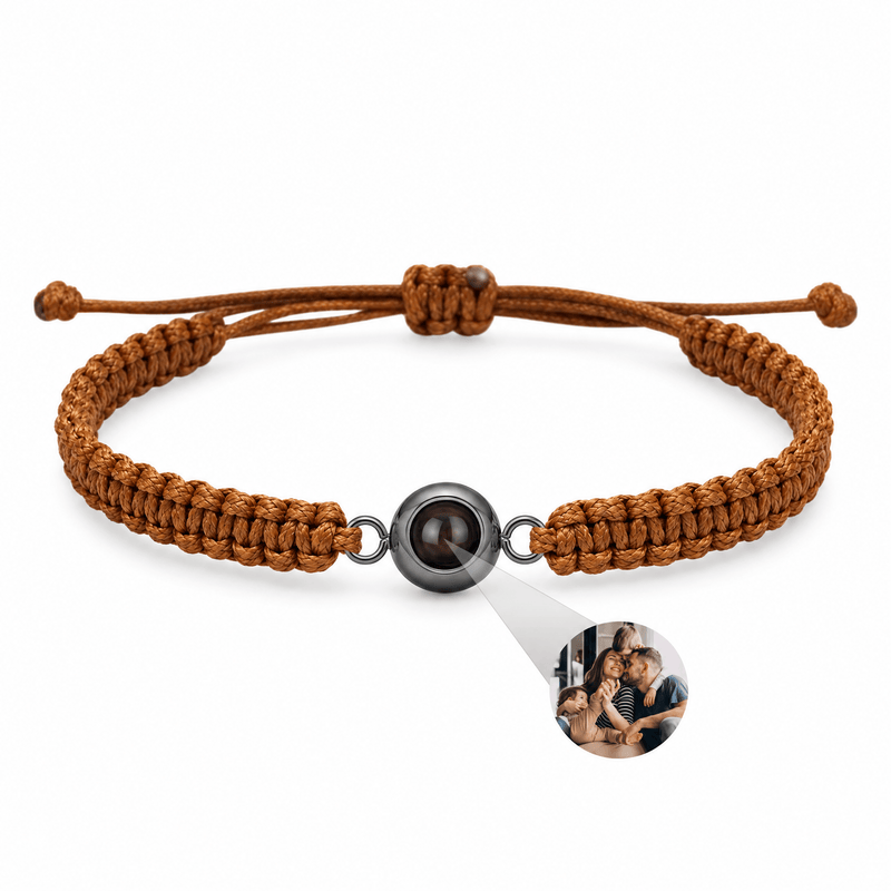 Bracelet photo personnalisé, corde et acier inoxydable — modèle Cielo — Marron et noir — packshot studio photo sous lentille