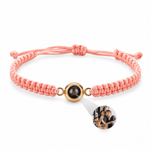 Bracelet photo personnalisé, corde et acier inoxydable — modèle Cielo — Rose et or — packshot studio photo sous lentille
